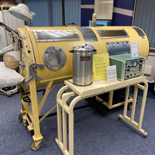 Image of an Iron Lung